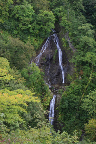 Nanatsu Falls