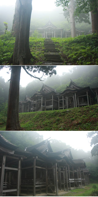 赤神神社五社堂