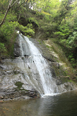 開墾場の滝