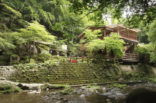 Tsukimachi Waterfall in Mito