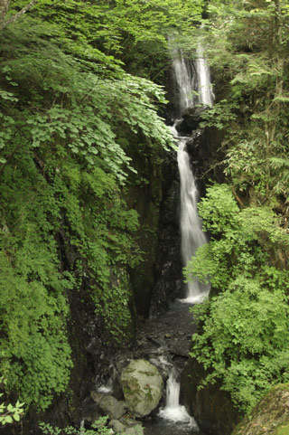 Umegashima Sandan Waterfall