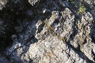 Shimoshiraiwa Rock
